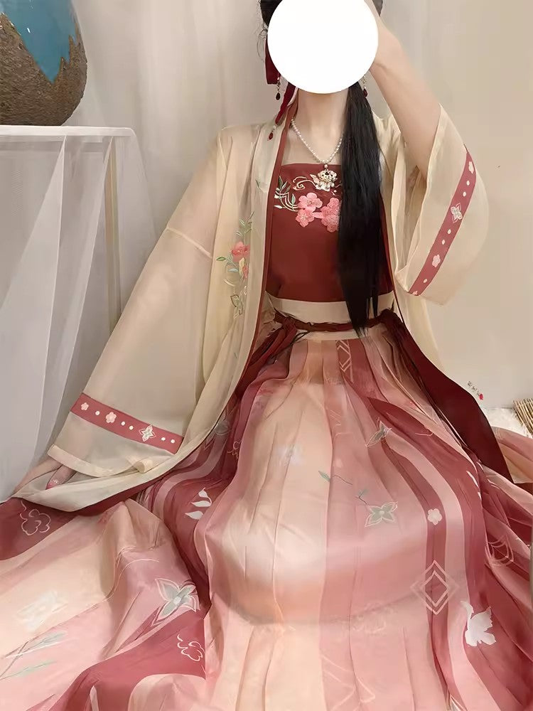 red hanfu